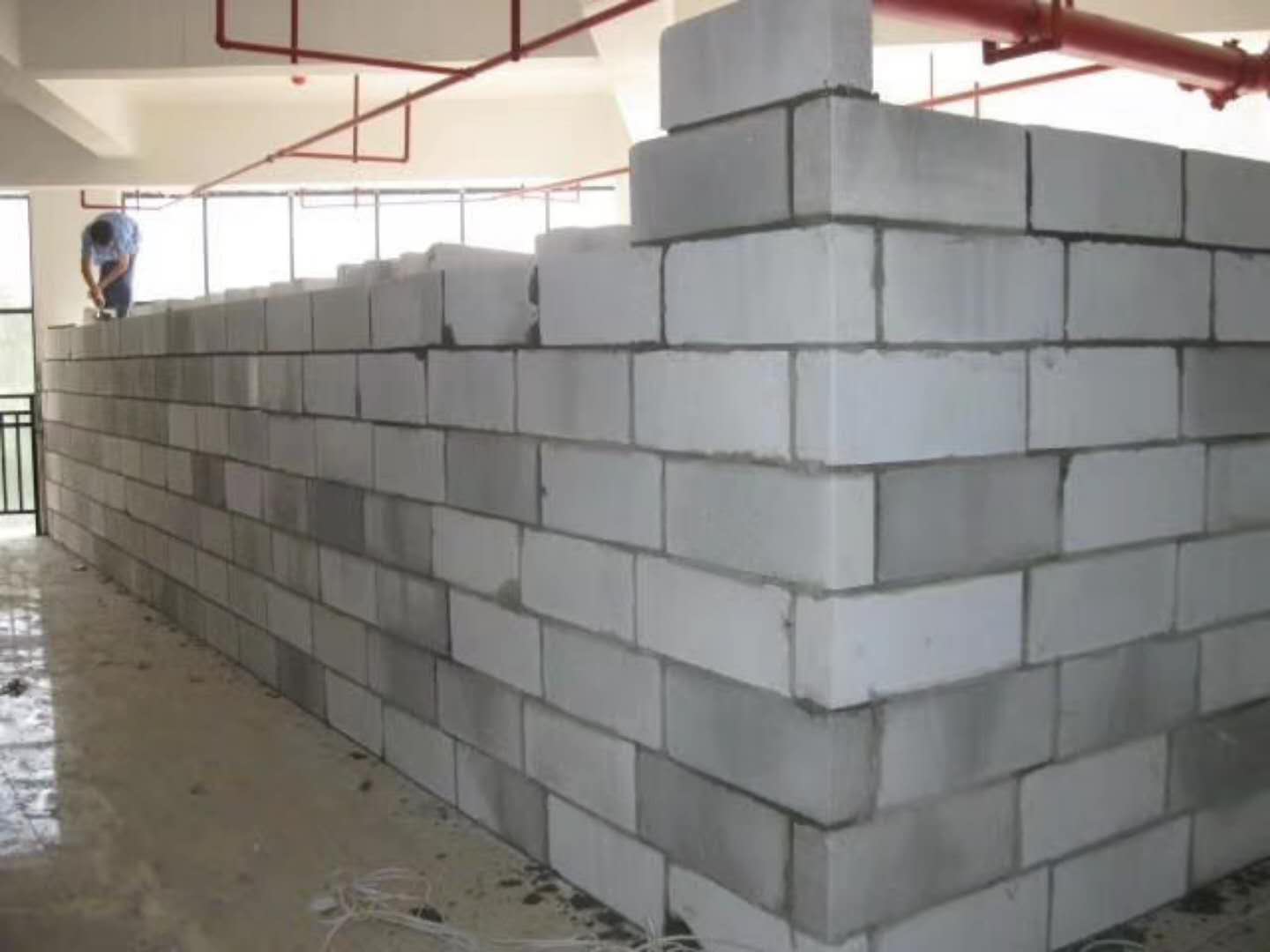 固镇蒸压加气混凝土砌块承重墙静力和抗震性能的研究